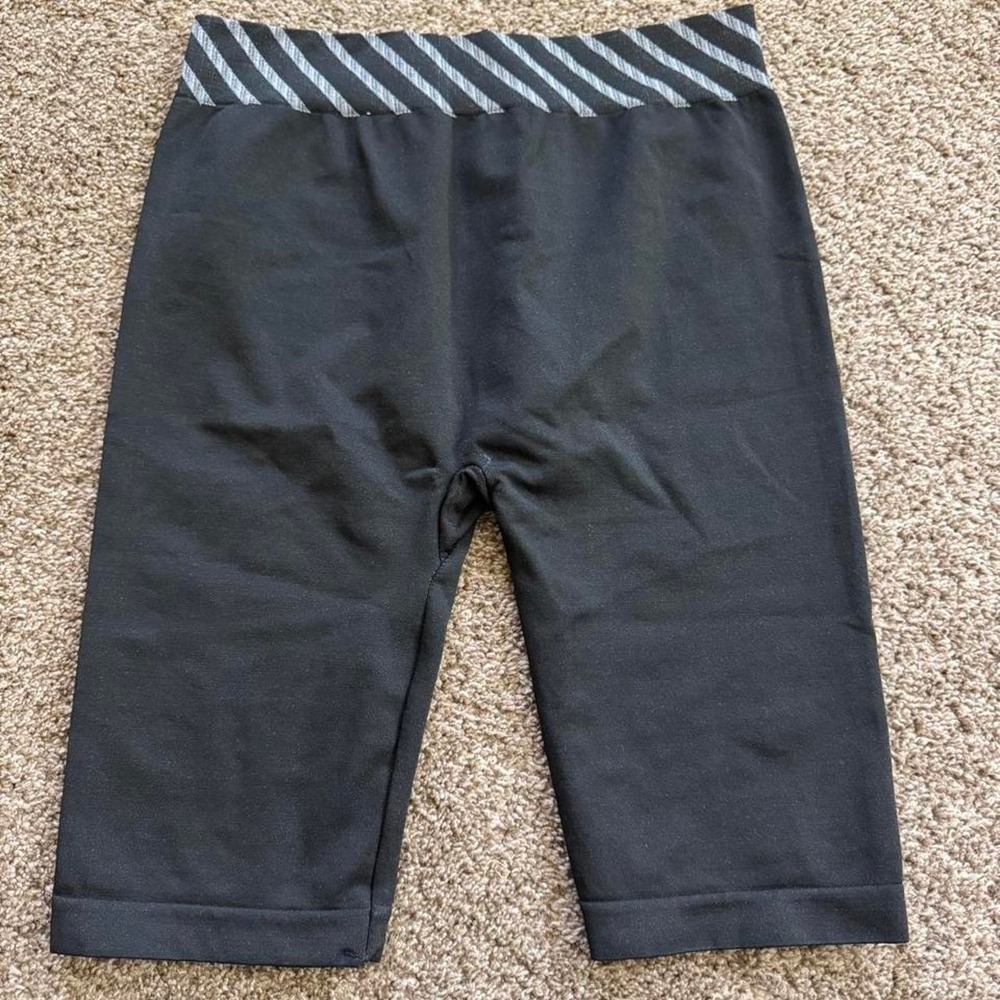 Yoga Shorts, Black, Gray Striped Waistband, Spandex, Size M/L